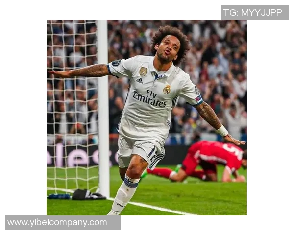 皇马正式宣布亚历克斯莱恩加盟球队引发球迷热议